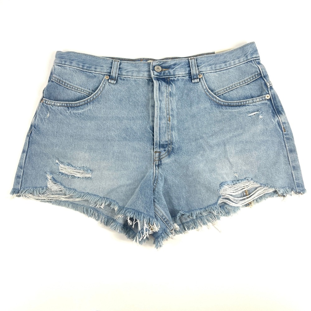 We The Free Now Or Never Denim Shorts Light Wash Distressed Cut Off Size 32